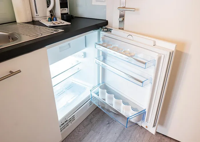 Urban Oasis With Queen Bed And View Be-13 *